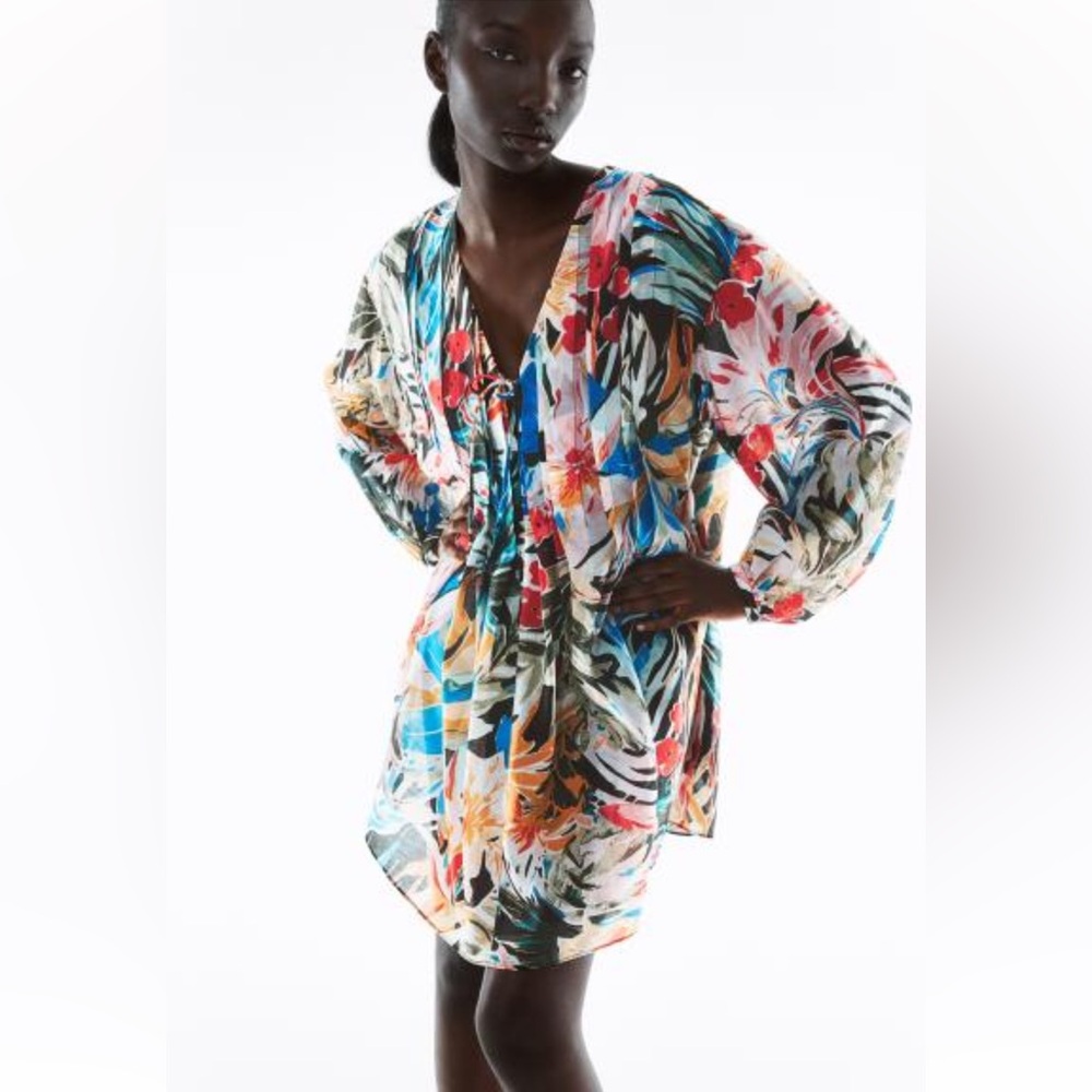 H&M floral flowy dress size M